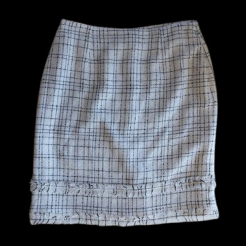 ---  White & Black Plaid Checked  Pencil Skirt Size 6
